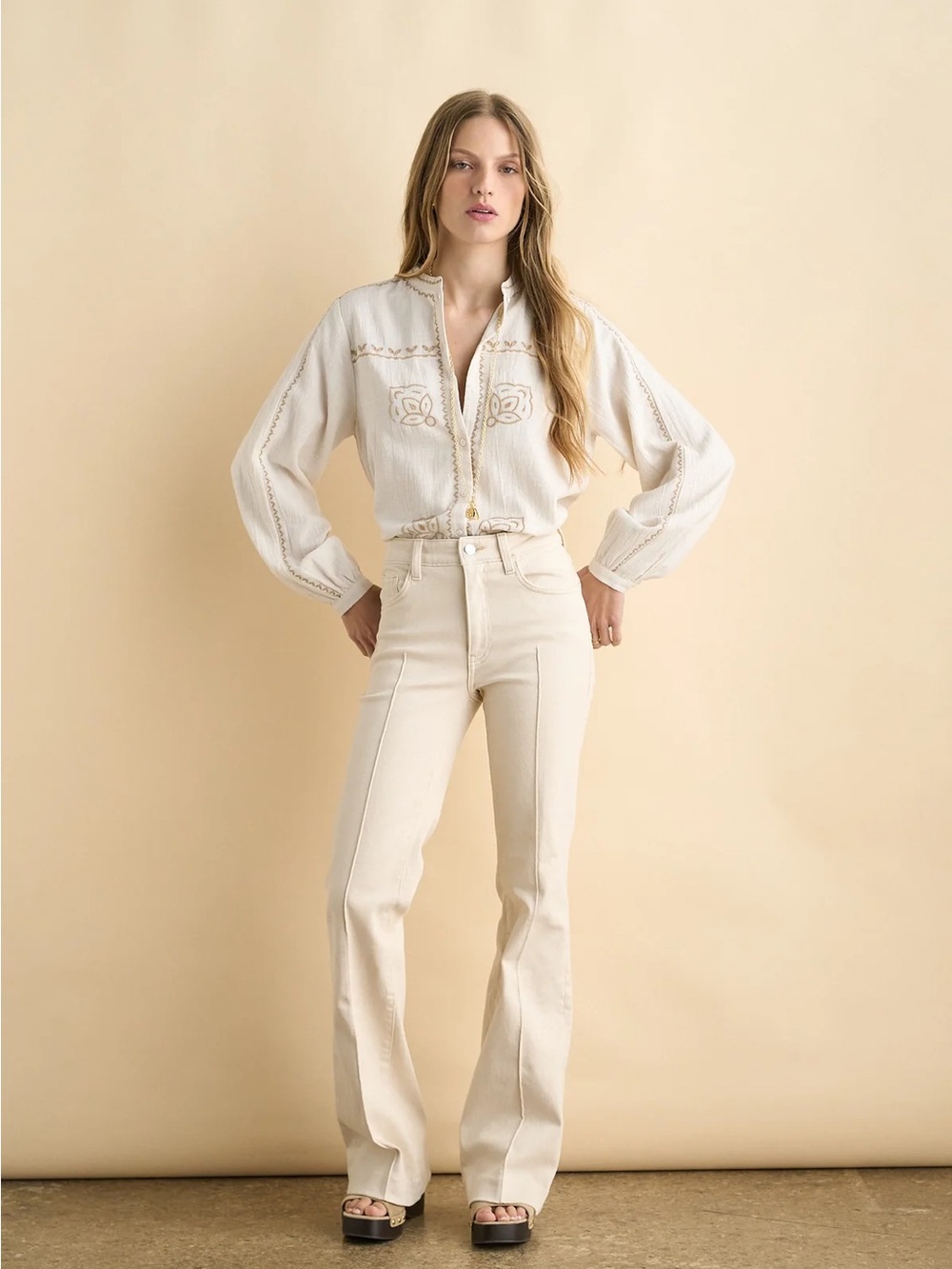Sonmer Maya Blouse Sand - Picture 2 of 4